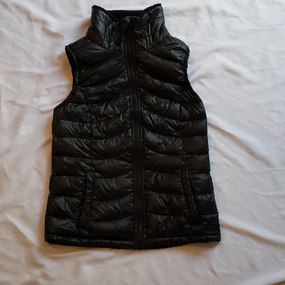 Calvin Klein Jackets & Blazers - Calvin klein black puffer vest duck duck sm med